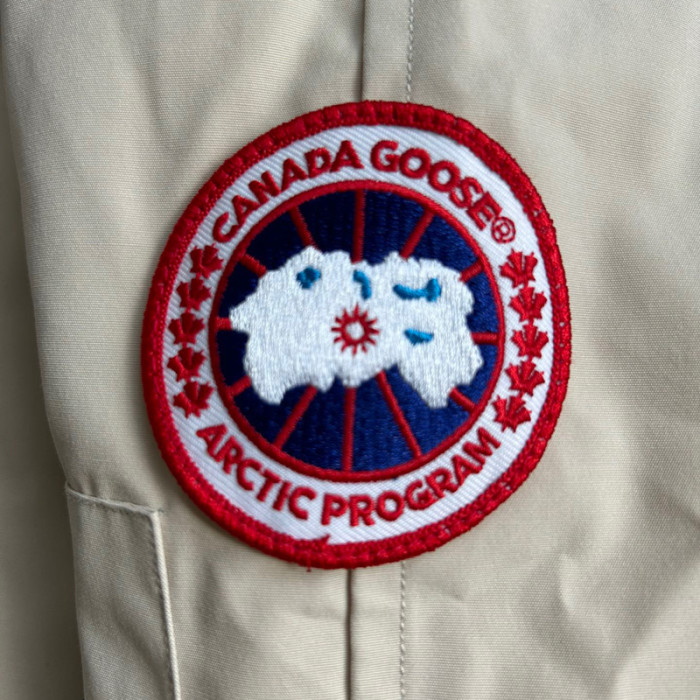 Canada Goose E01 Chilliwack Down Jacket FZJK1405