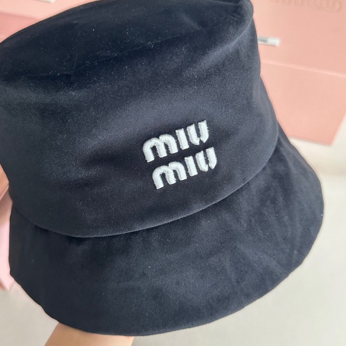 MIUMIU Velour Fisherman's hat cap FZMZ201