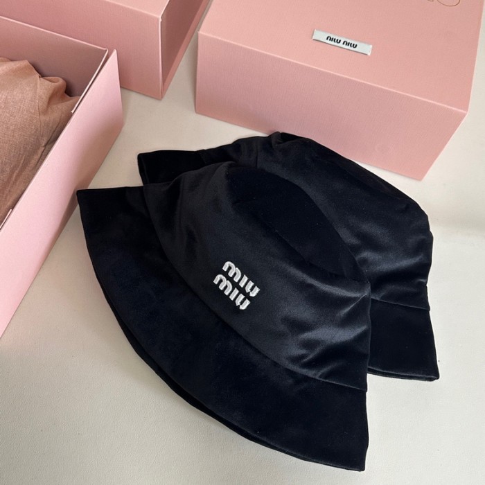 MIUMIU Velour Fisherman's hat cap FZMZ201