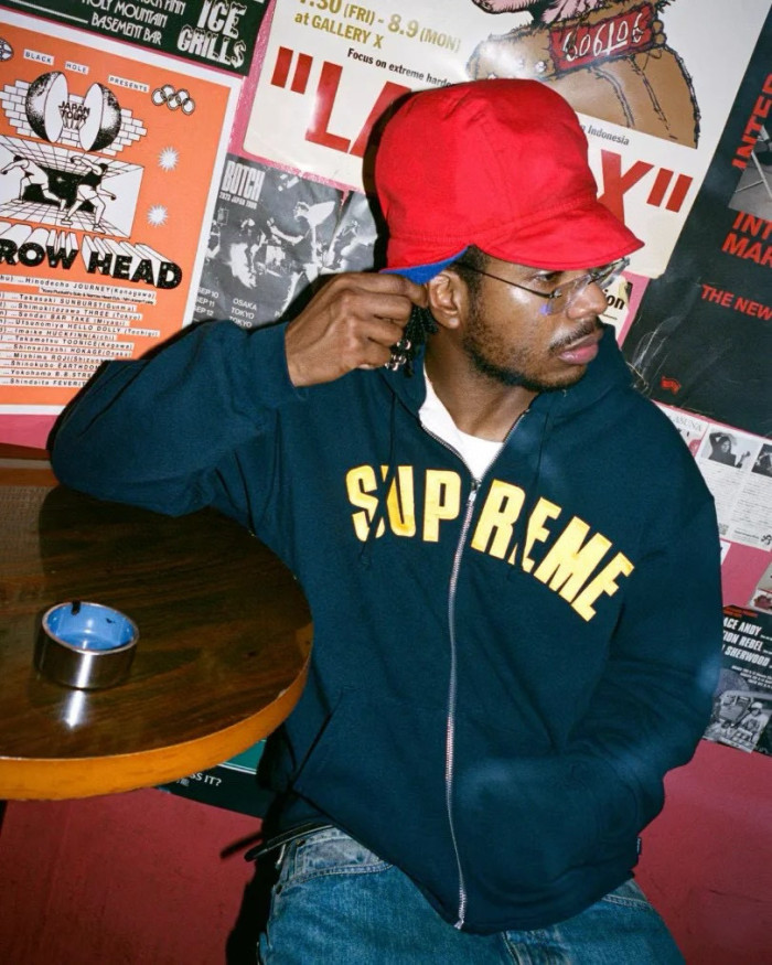 SUPREME 24FW ARC THERMAL LINED ZIP UP HOODED FZWY1610