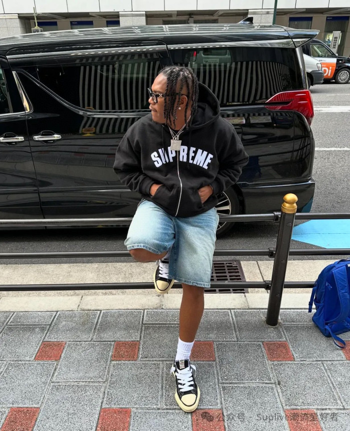 SUPREME 24FW ARC THERMAL LINED ZIP UP HOODED FZWY1610
