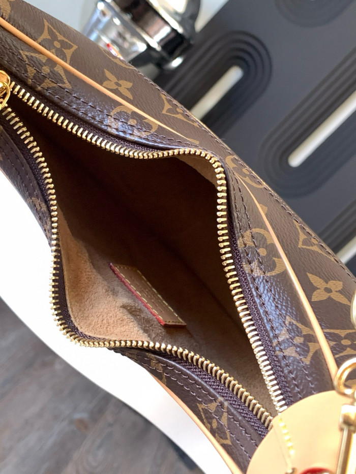 LV LOOP BAG 23*6*13CM FZBB127
