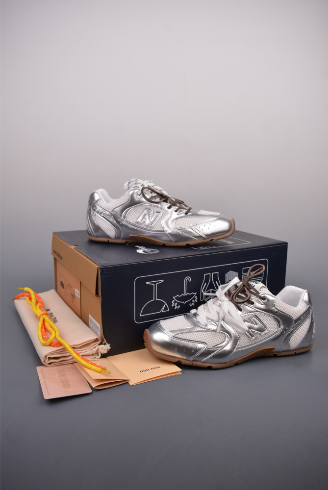 New Balance X Miu Miu 530 SL Sneakers FZXZ191