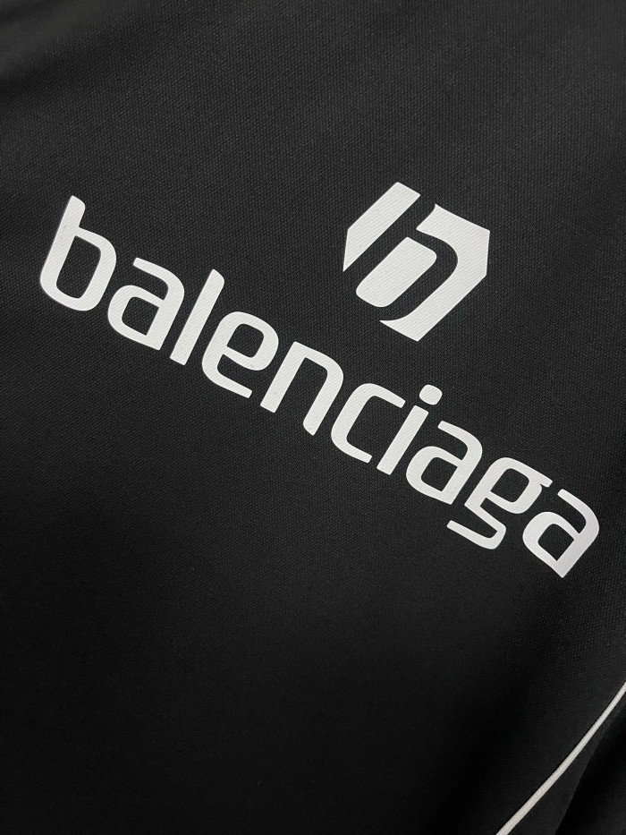Balenciaga PARIS SOCCER Tee FZTX4625