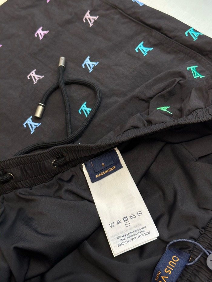 LV Shorts FZKZ1313