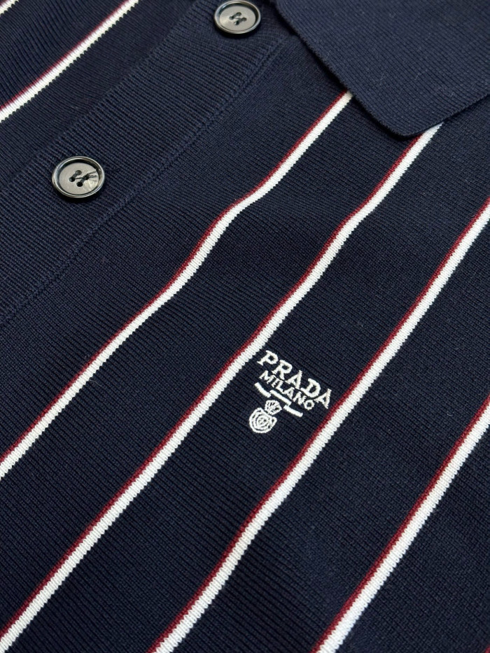 Prada Cardigan FZMY536