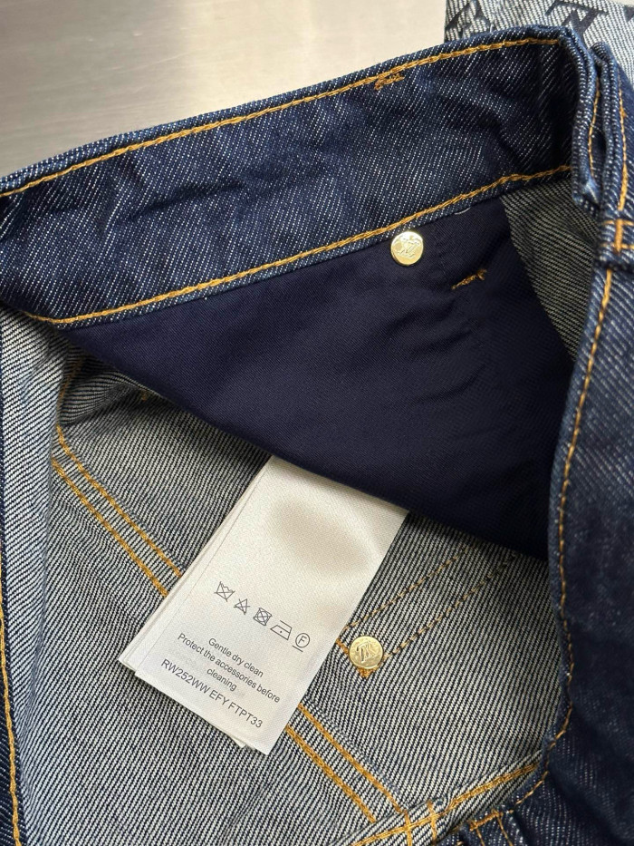 LV MONOGRAM Denim Shorts FZKZ1504