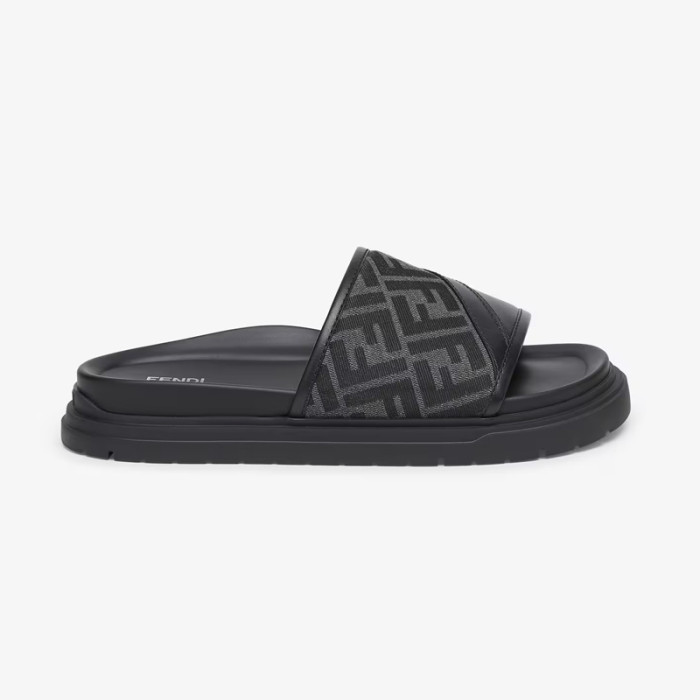 FENDI Diagonal Slipper FZXZ231