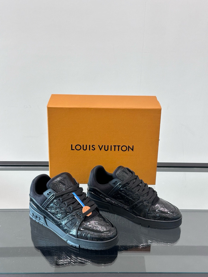 LV Monogram TRAINER Shoes FZXZ233