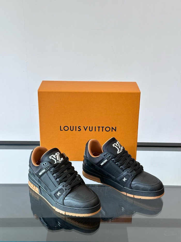 LV Damier TRAINER Shoes FZXZ232