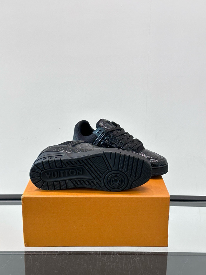 LV Monogram TRAINER Shoes FZXZ233