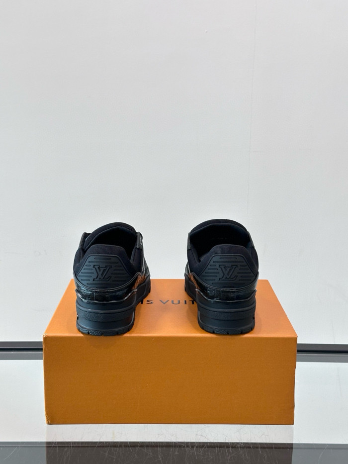 LV Monogram TRAINER Shoes FZXZ233