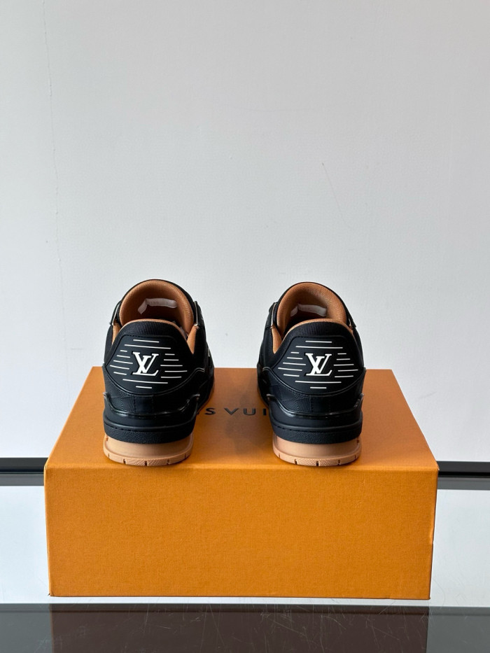 LV Damier TRAINER Shoes FZXZ232