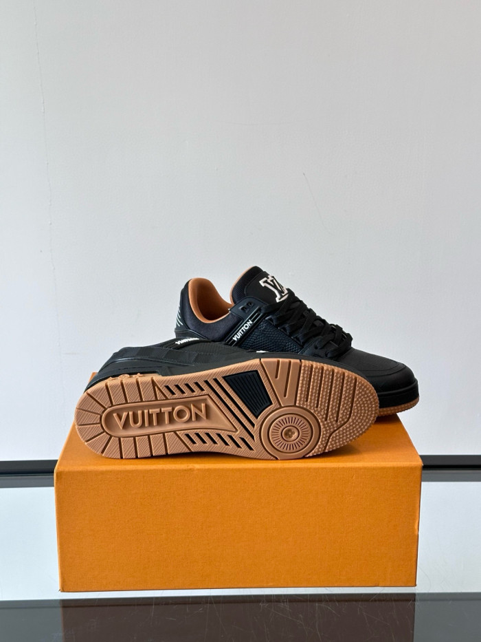 LV Damier TRAINER Shoes FZXZ232
