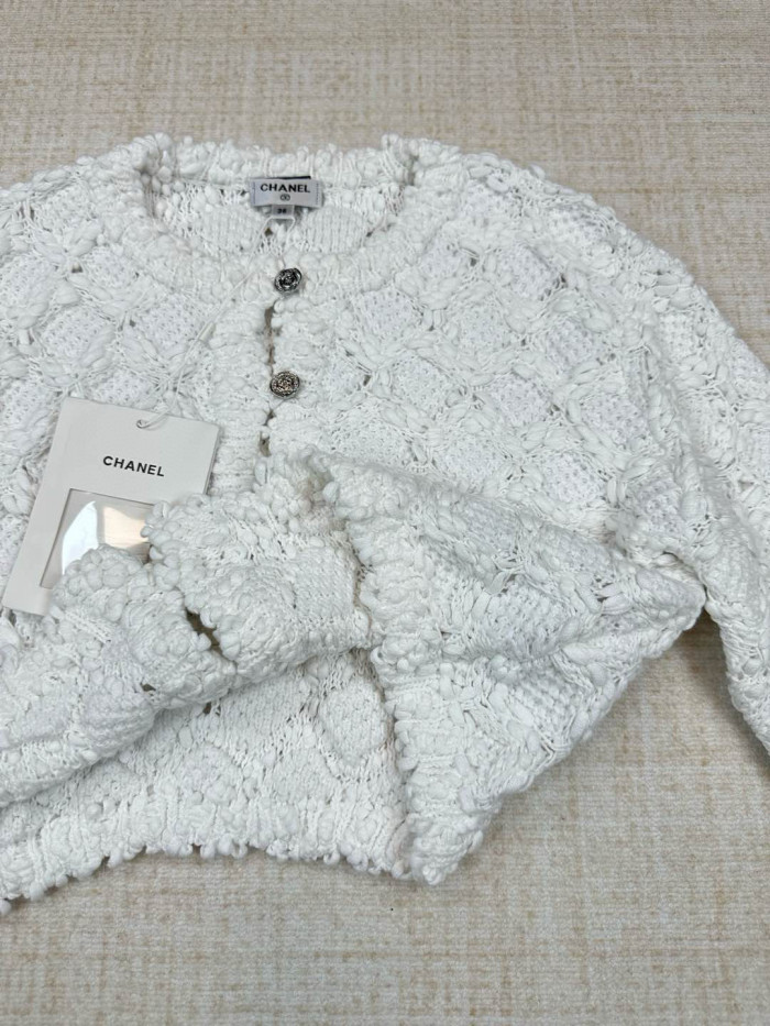 Chanel Cardigan FZMY568