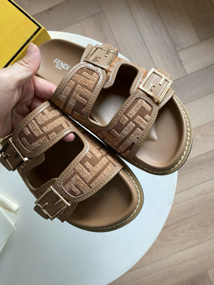FENDI Feel Sandals FZXZ244