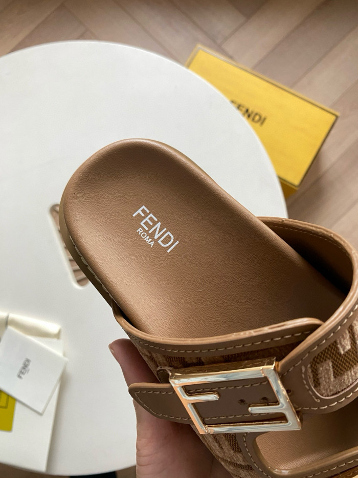 FENDI Feel Sandals FZXZ244