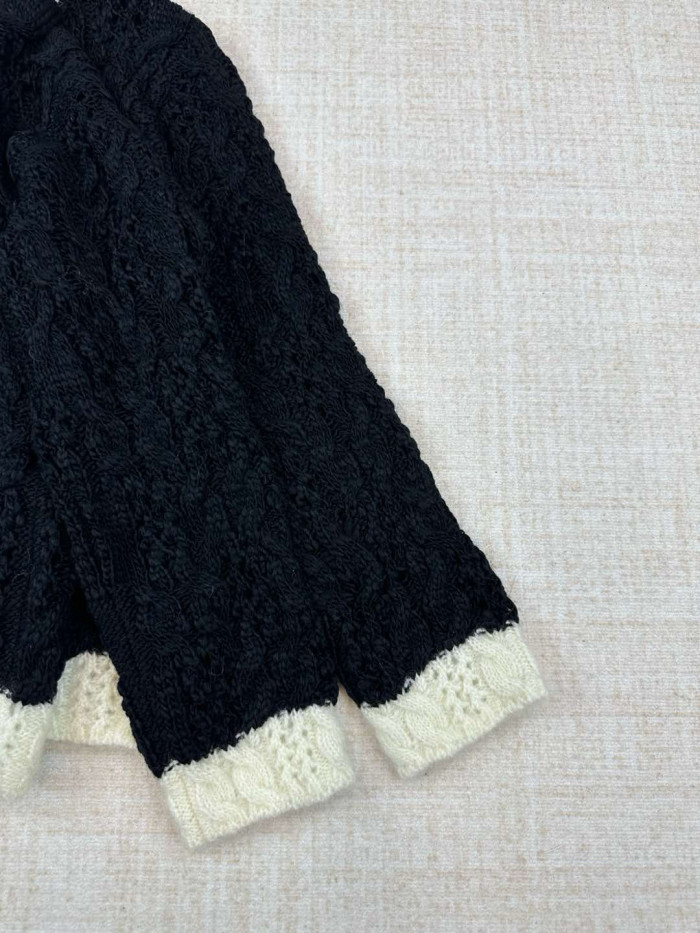 Chanel Cardigan FZMY574