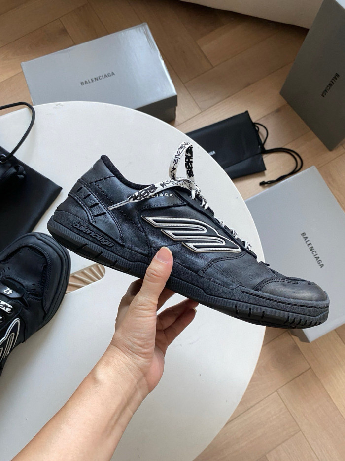 Balenciaga Hamptons Worn-Out shoes FZXZ246