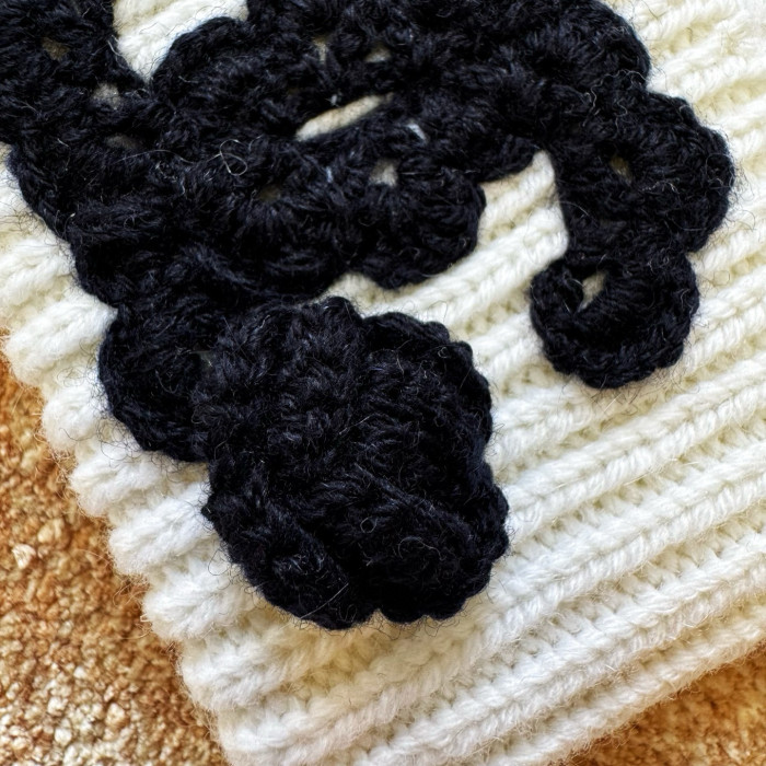 Chanel 25A coconeige Cashmere Knit Hat FZMZ272