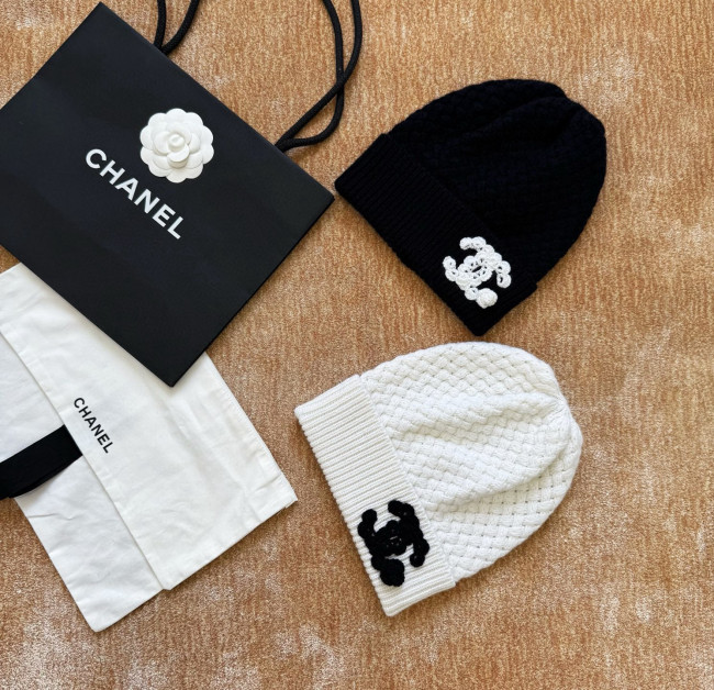Chanel 25A coconeige Cashmere Knit Hat FZMZ272