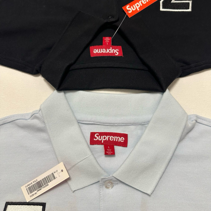 SUPREME SS25 CURSIVE POLO FZTX5260