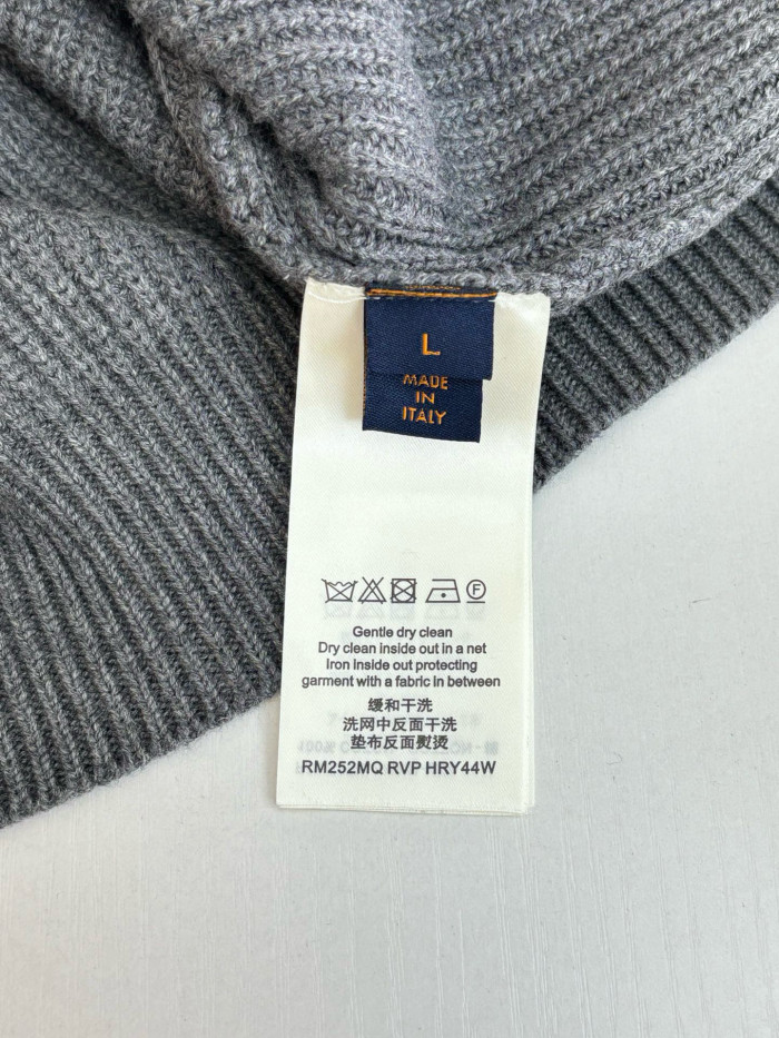 LV Cardigan FZMY595