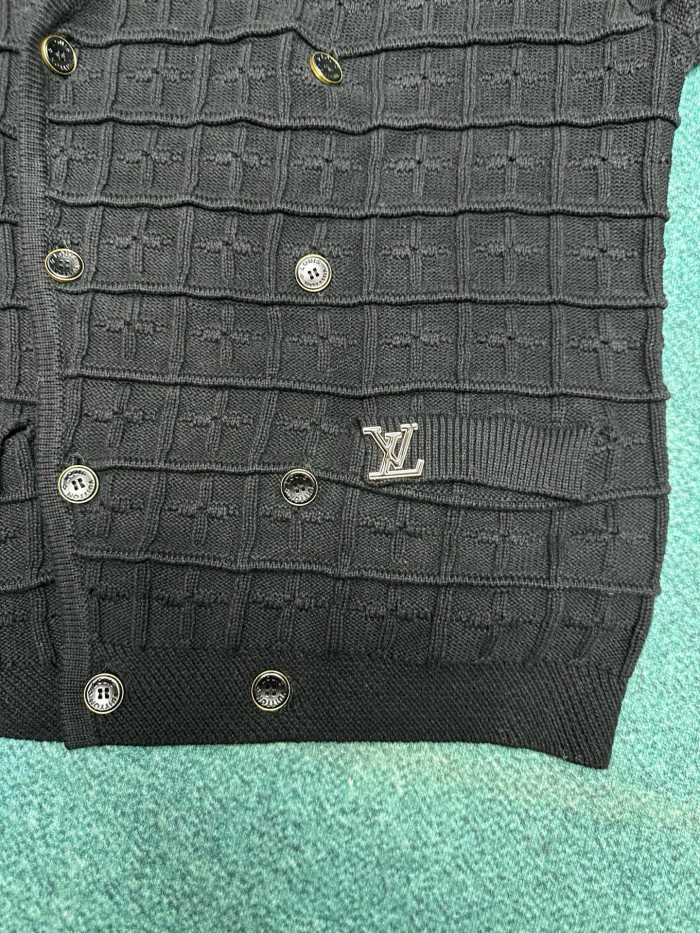 LV Monogram Cardigan FZMY562