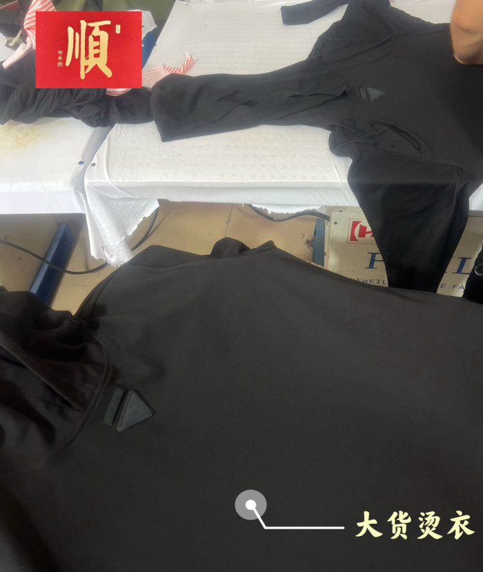 Prada Hoodies FZWY1839