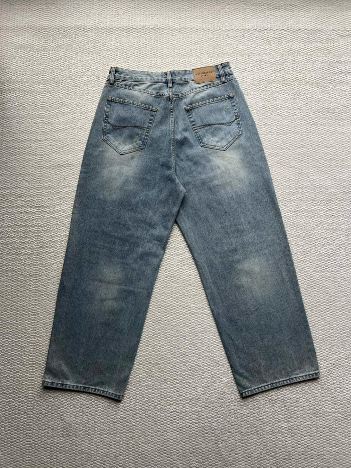 Balenciaga Jeans FZKZ1625