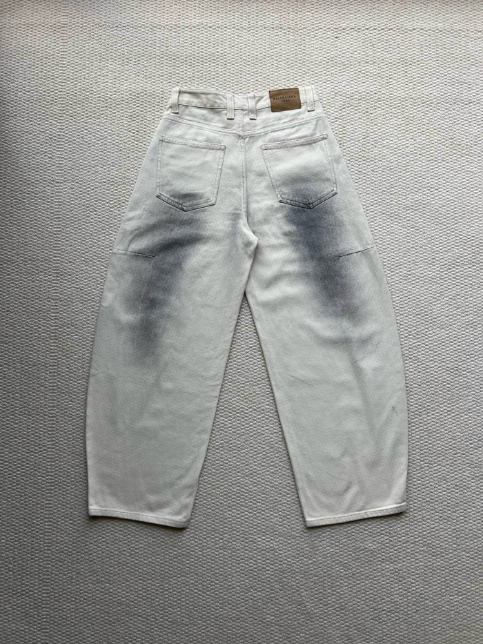 Balenciaga Jeans FZKZ1625