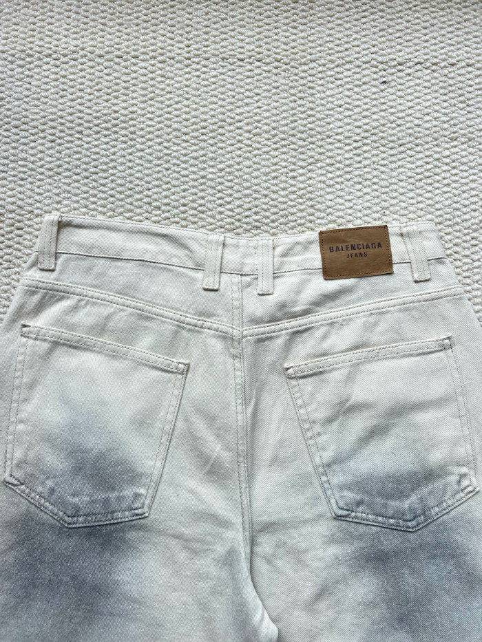 Balenciaga Jeans FZKZ1625