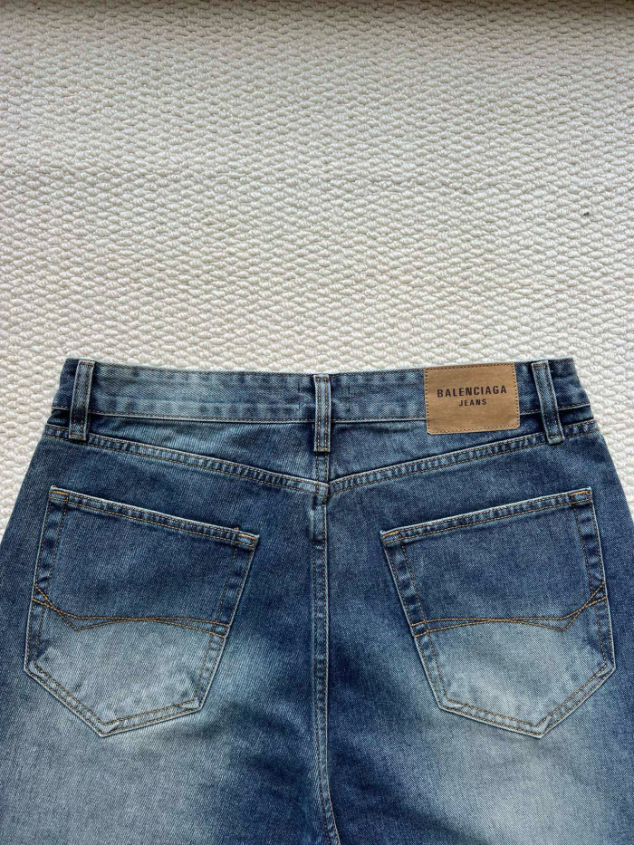 Balenciaga Jeans FZKZ1625