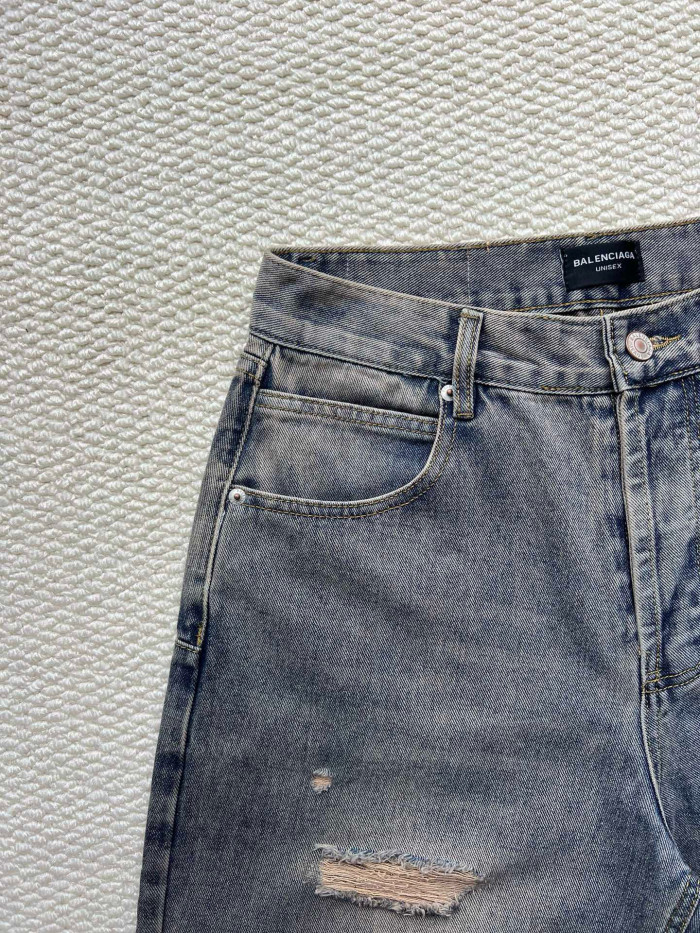 Balenciaga Jeans FZKZ1625