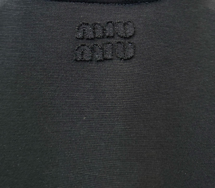 miumiu SWEATSHIRT FZWY1861