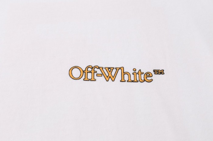 Off White tee FZTX5304