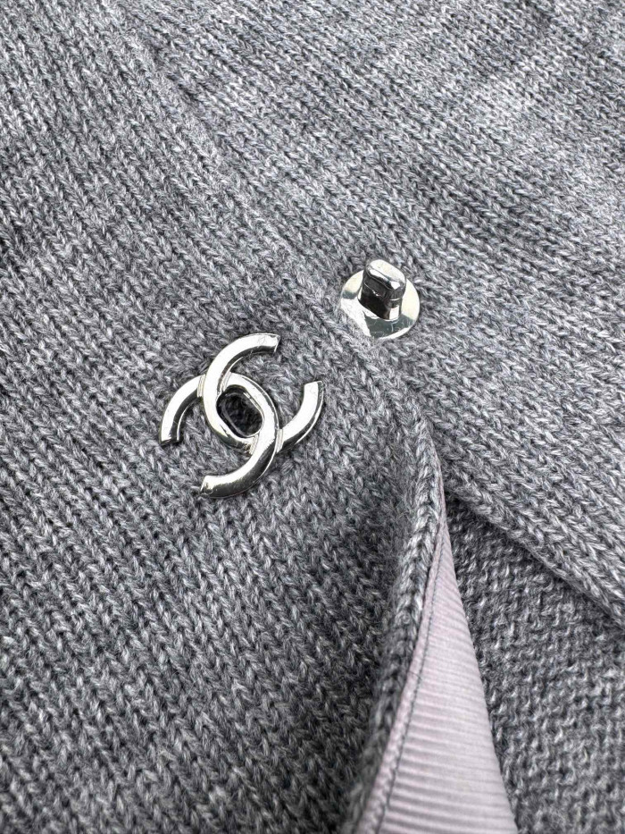 Chanel Wool Cardigan FZMY641