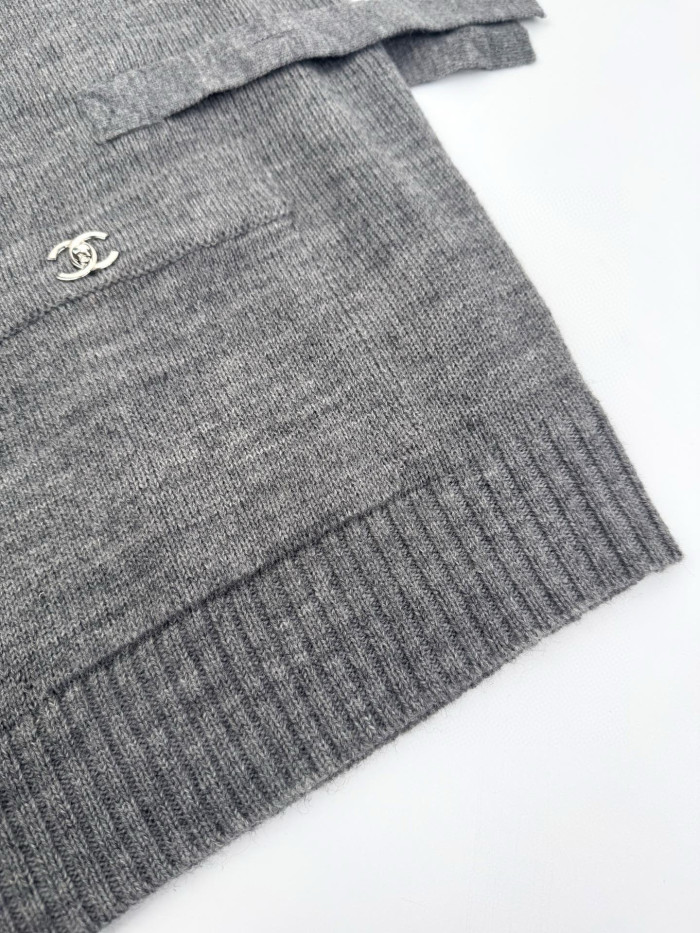 Chanel Wool Cardigan FZMY641