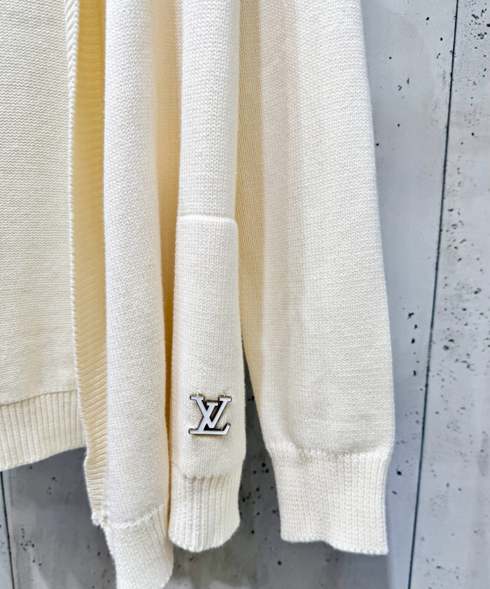 LV Cardigan FZMY647