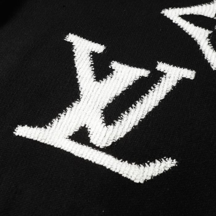 LV Monogram Sweater FZMY656