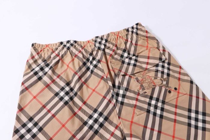 Burberry Check Shorts FZKZ1637