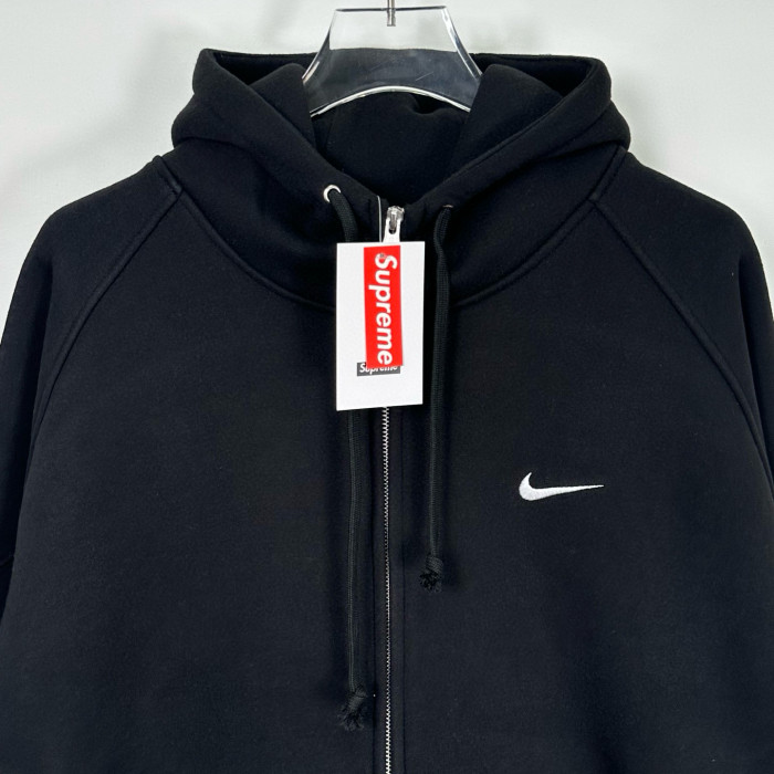 SUPREME X NIKE SWEATSHIRT FZWY1878