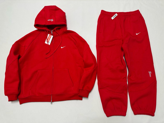 SUPREME X NIKE SWEATSHIRT FZWY1878