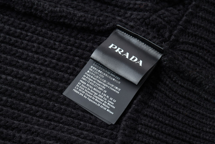 Prada Zipper Cardigan FZMY674
