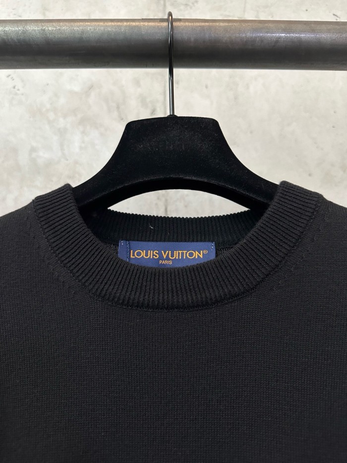 LV Monogram Sweater FZMY682