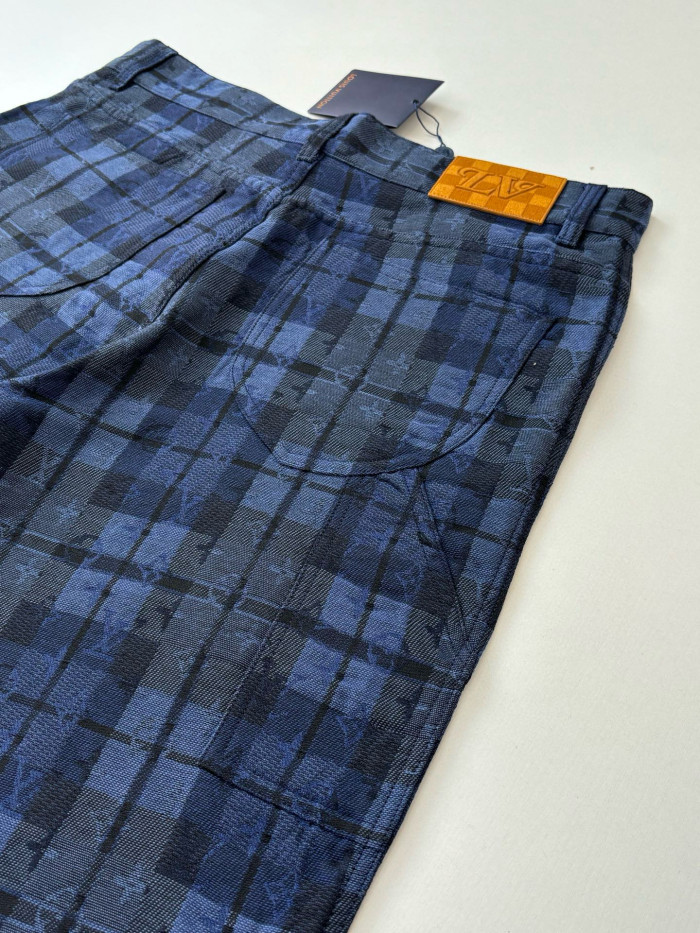 LV MONOGRAM Jeans FZKZ1667