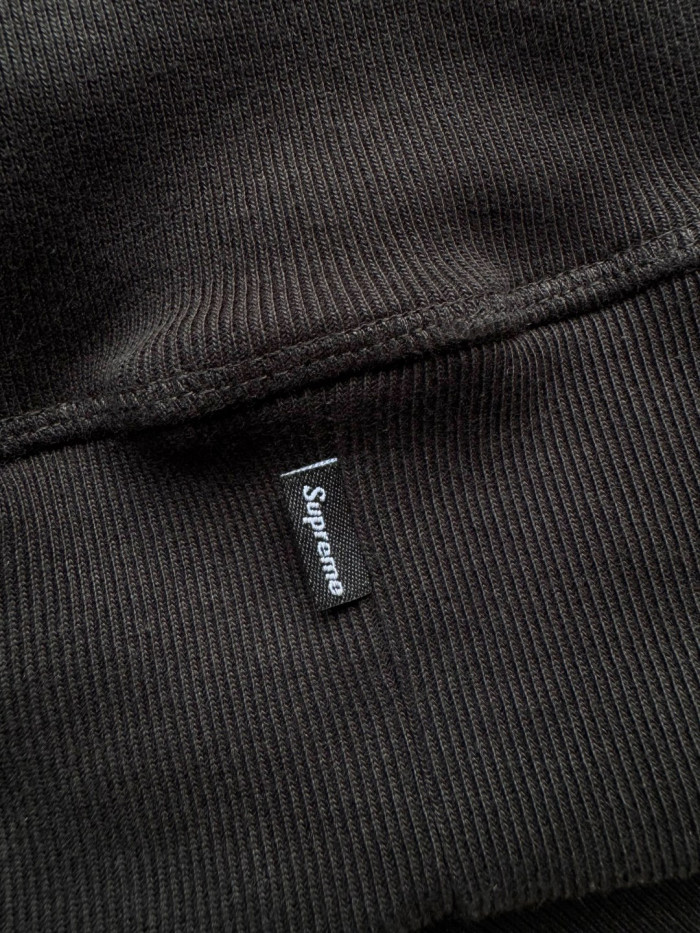 SUPREME X SWAROVSKI 25FW WEEK4 Motion Logo HOODED SWEATSHIR FZWY1895