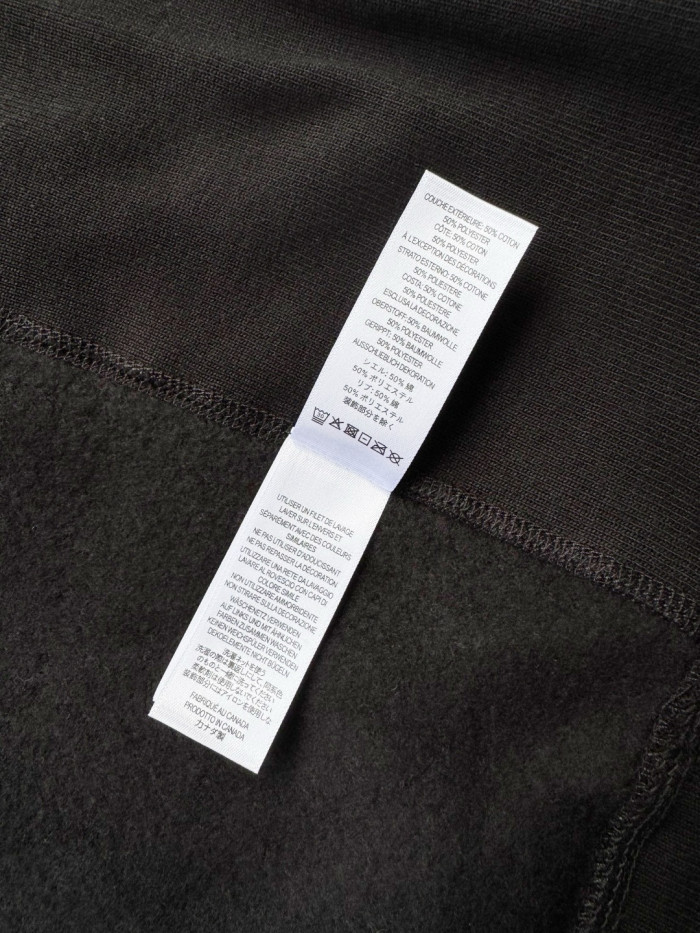 SUPREME X SWAROVSKI 25FW WEEK4 Motion Logo HOODED SWEATSHIR FZWY1895