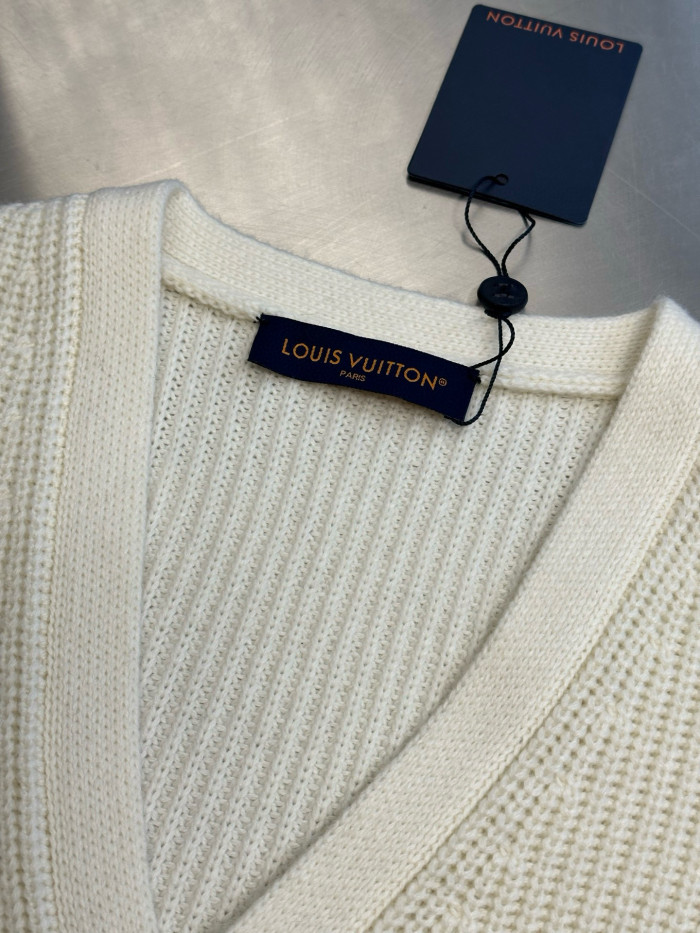 LV MONOGRAM Cardigan FZMY718
