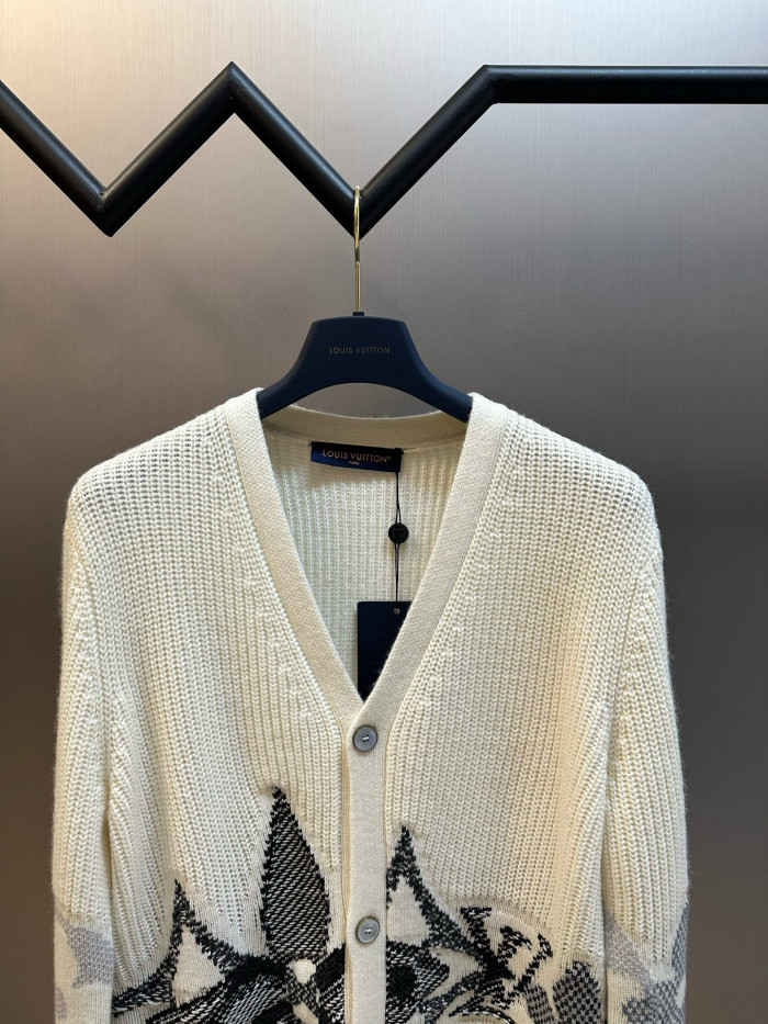 LV MONOGRAM Cardigan FZMY718